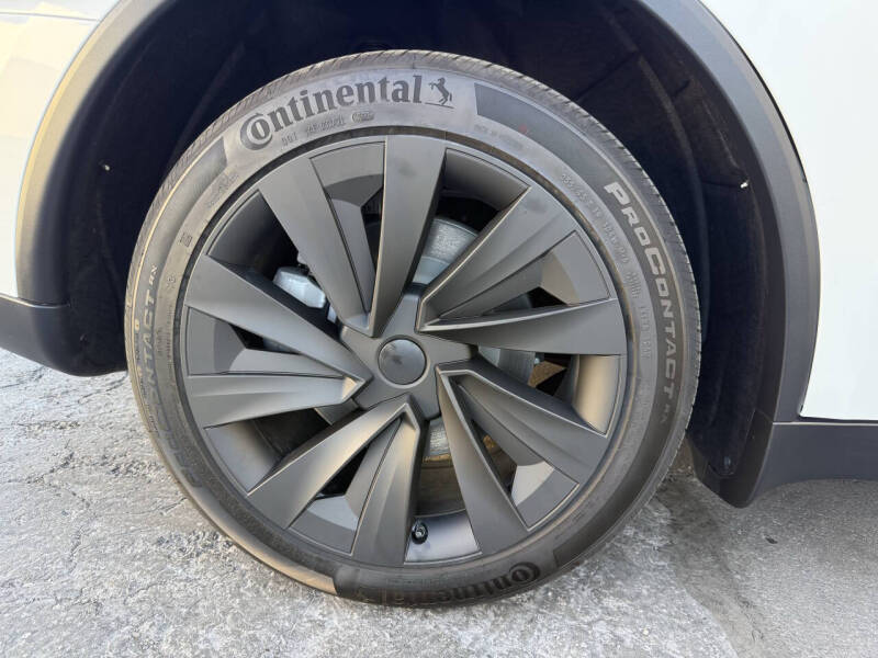 2026 Tesla Model Y Long Range