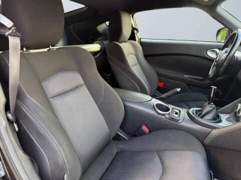 2020 Nissan 370Z Sport