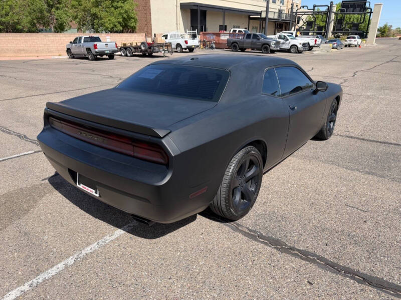2012 Dodge Challenger SXT