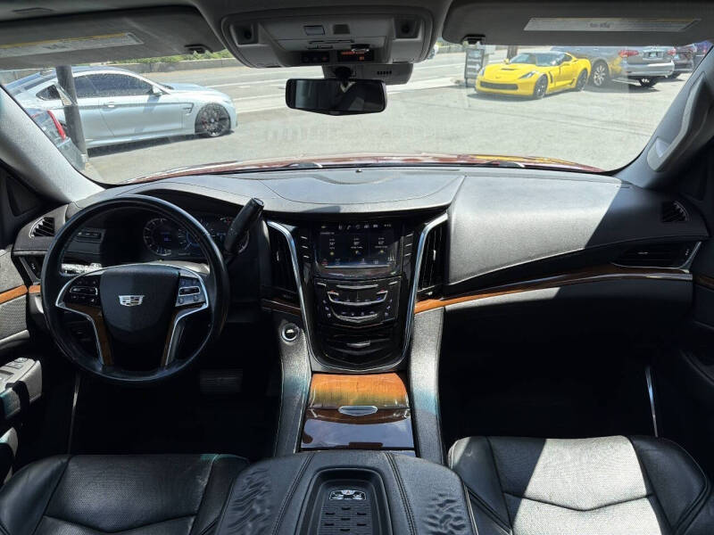 2017 Cadillac Escalade ESV Premium Luxury