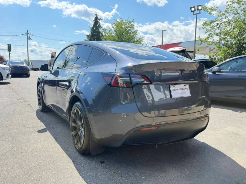 2024 Tesla Model Y Long Range