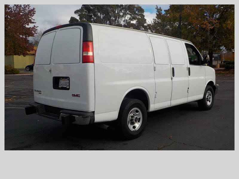 2014 GMC Savana 2500