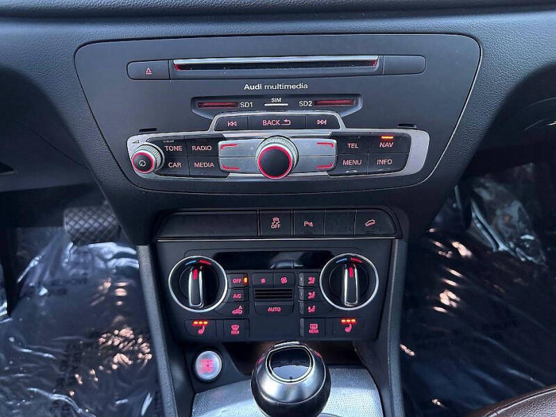 2017 Audi Q3 2.0T quattro Premium Plus