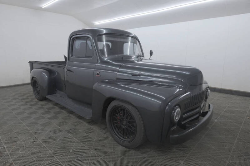 1950 International L-120