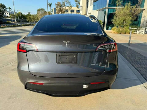 2024 Tesla Model Y Long Range