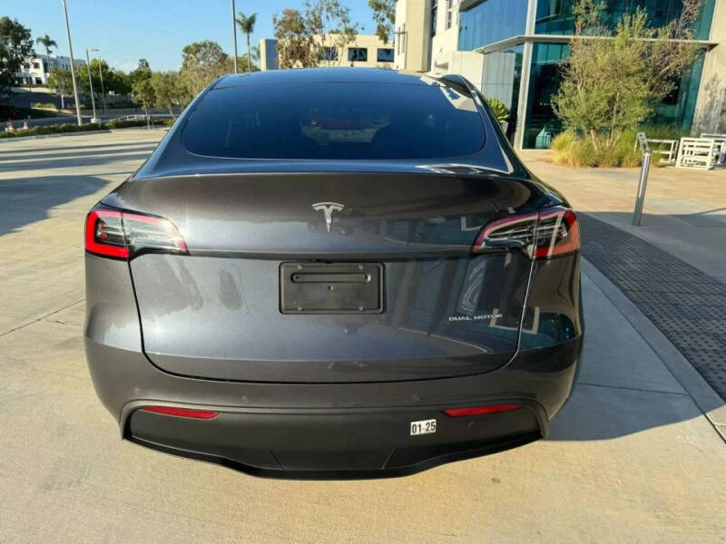 2024 Tesla Model Y Long Range