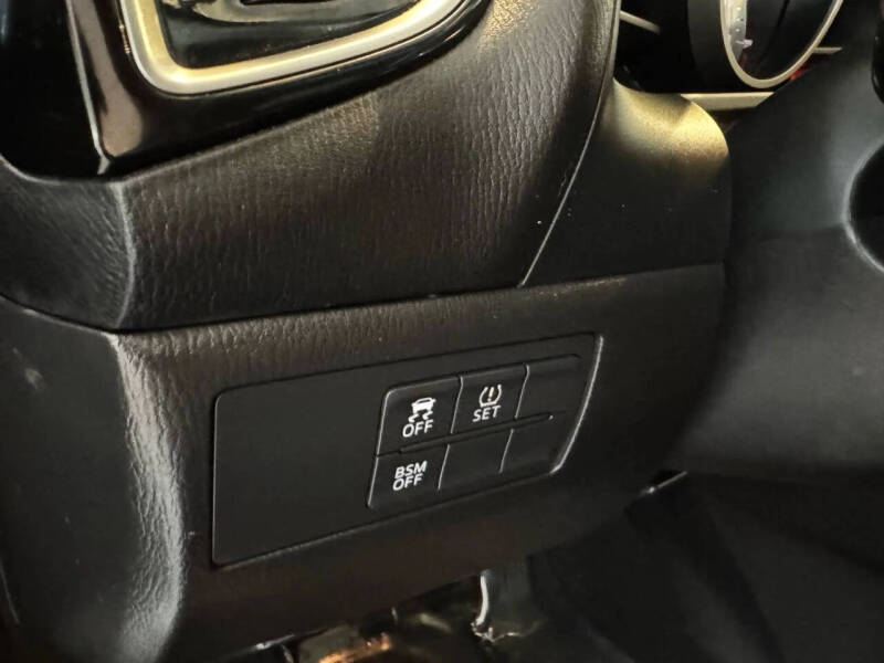 2016 Mazda MAZDA3 i Touring