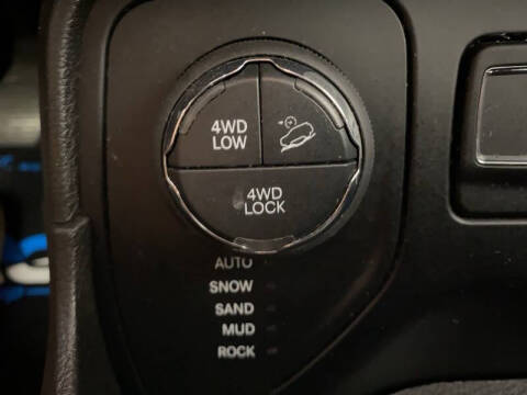 2017 Jeep Renegade Deserthawk