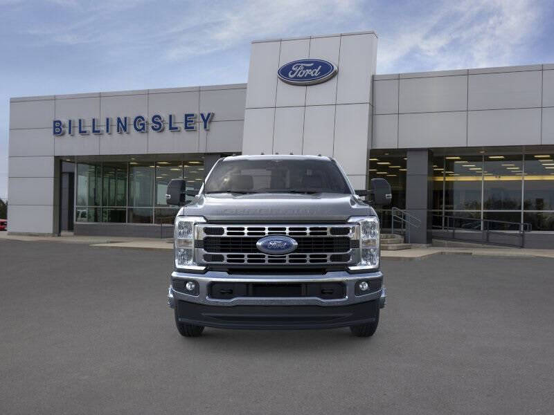 2026 Ford F-350 Super Duty XLT