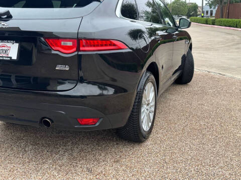 2017 Jaguar F-PACE 35t Prestige