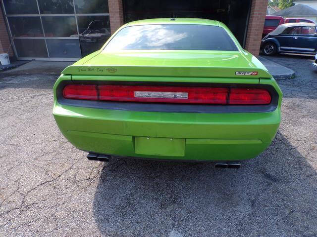 2011 Dodge Challenger SRT8 392