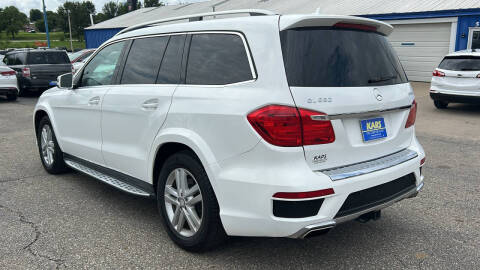 2015 Mercedes-Benz GL-Class GL 550 4MATIC