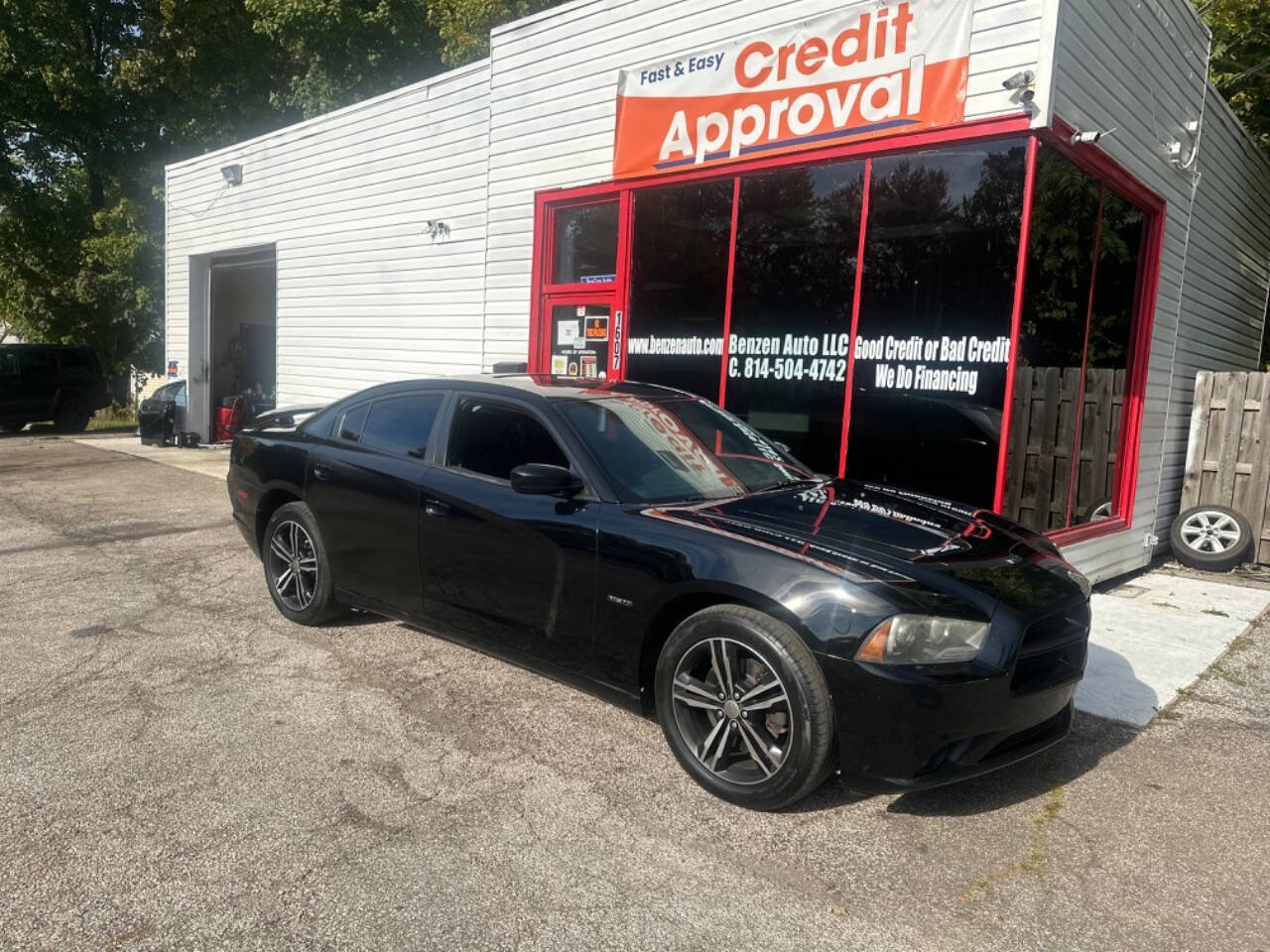 2014 Dodge Charger for sale at BENZEN AUTO LLC in Ashtabula, OH