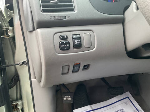 2009 Toyota Sienna LE 8-Passenger