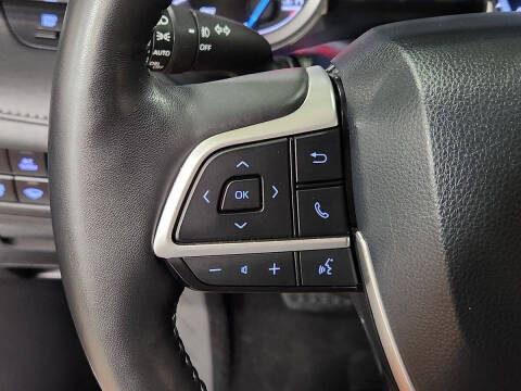 2022 Toyota Highlander Hybrid Platinum