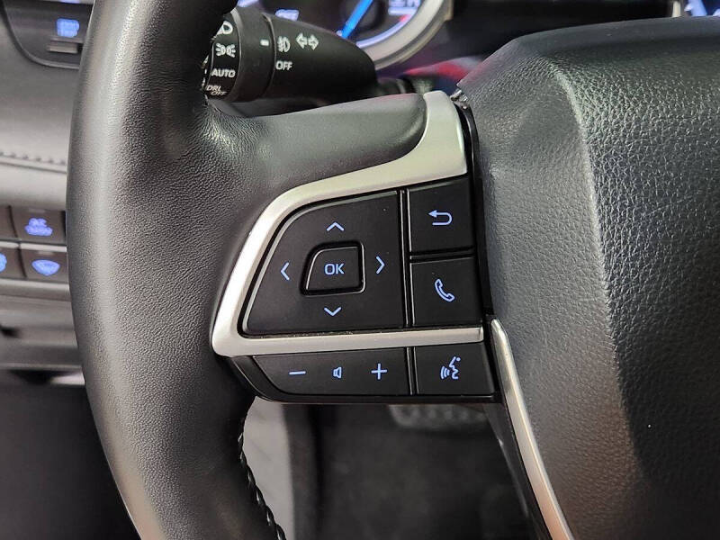 2022 Toyota Highlander Hybrid Platinum