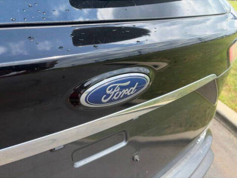 2020 Ford Edge SE