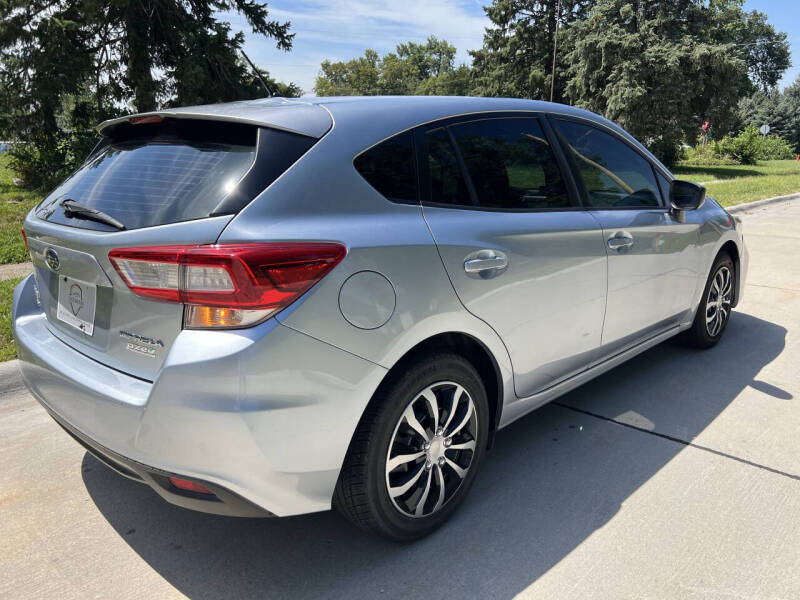2017 Subaru Impreza 2.0i