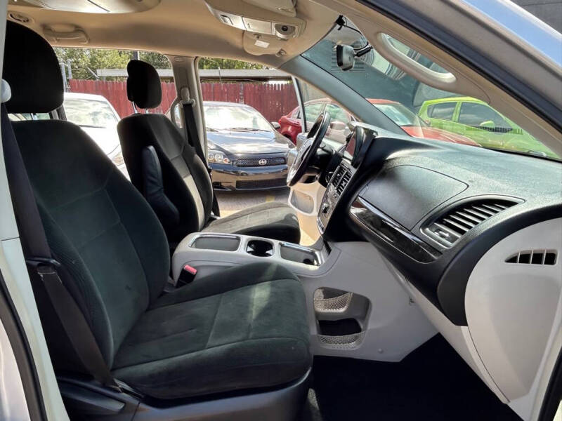 2012 Dodge Grand Caravan Crew