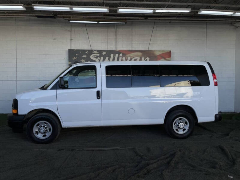 2017 Chevrolet Express LS 2500