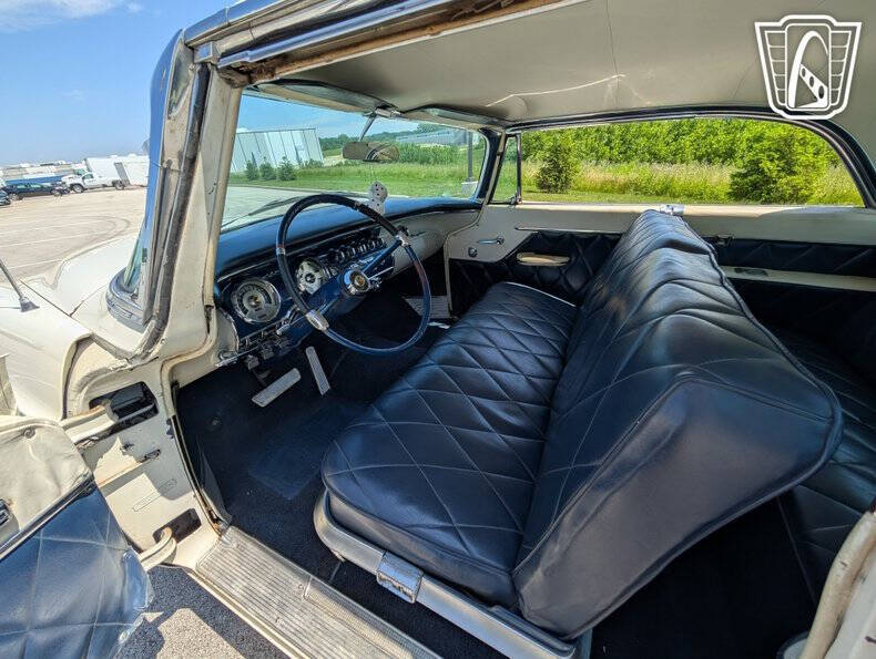 1955 Chrysler Windsor