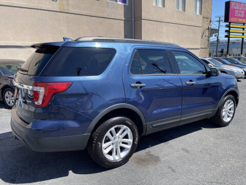 2016 Ford Explorer