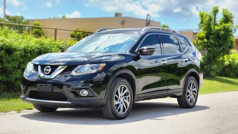 2014 Nissan Rogue for sale at Maxicars Auto Sales in West Park FL