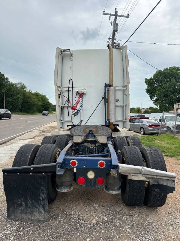 1996 Freightliner FLD112