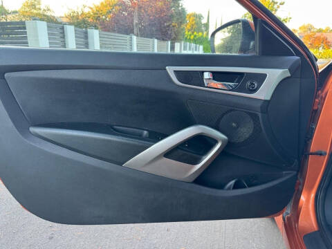 2012 Hyundai Veloster