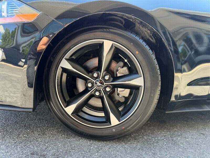 2019 Ford Mustang EcoBoost