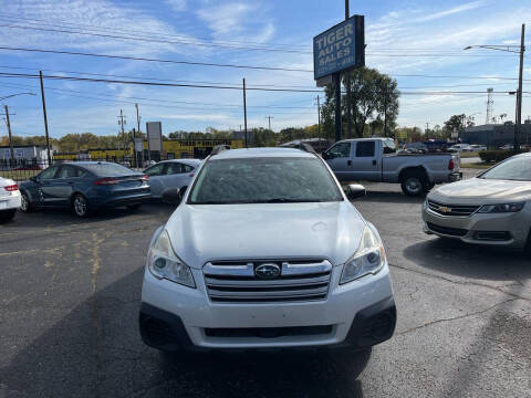 2013 Subaru Outback for sale at TIGER AUTO SALES INC in Redford MI