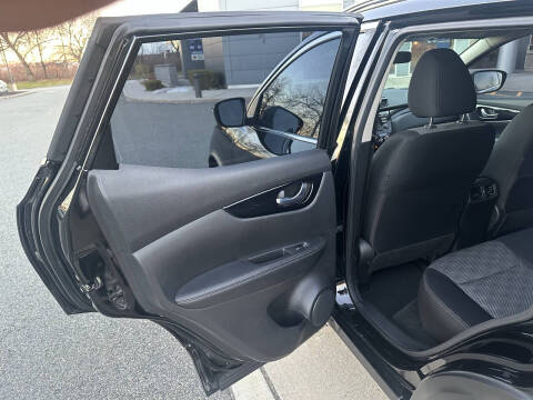 2018 Nissan Rogue Sport SV