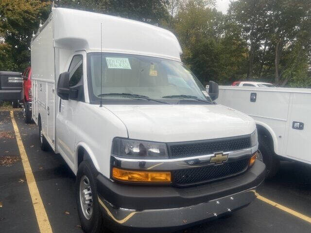 2022 Chevrolet Express Cutaway 3500
