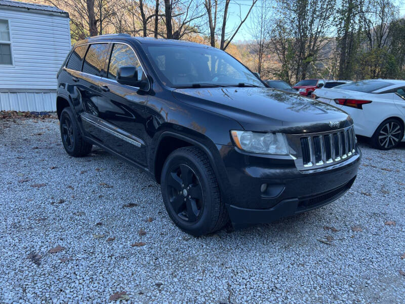 2012 Jeep Grand Cherokee Laredo photo 3