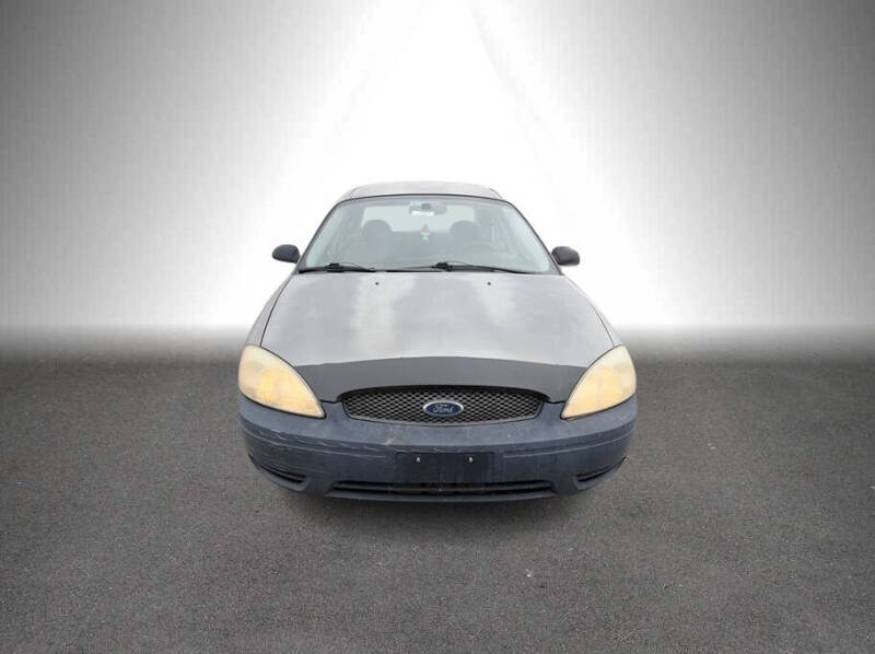2006 Ford Taurus SE