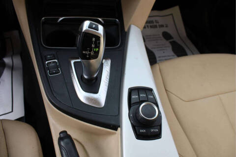 2018 BMW 3 Series 320i