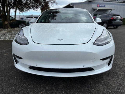 2018 Tesla Model 3 Mid Range