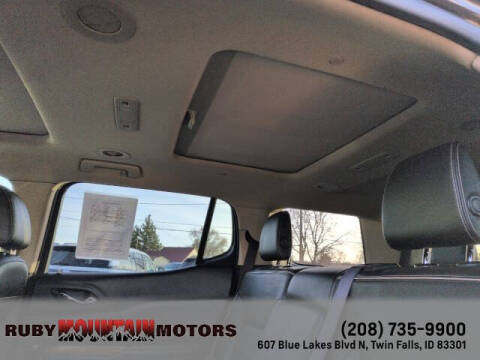 2017 GMC Acadia Denali