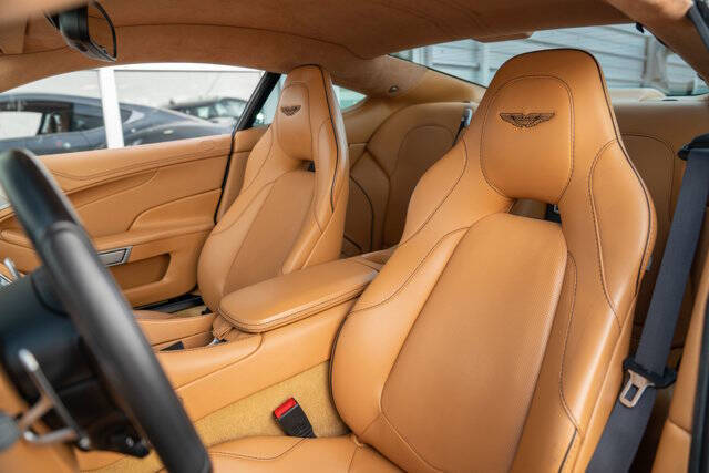 2017 Aston Martin Vanquish 11