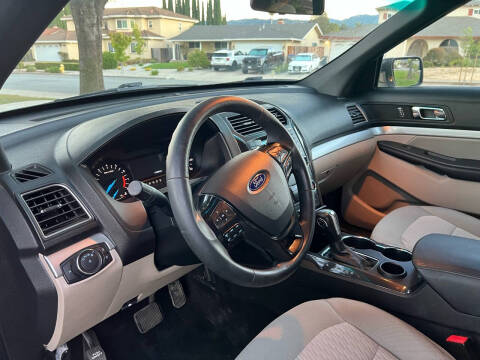 2019 Ford Explorer
