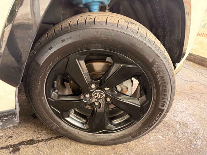 2021 Toyota RAV4 Hybrid XSE