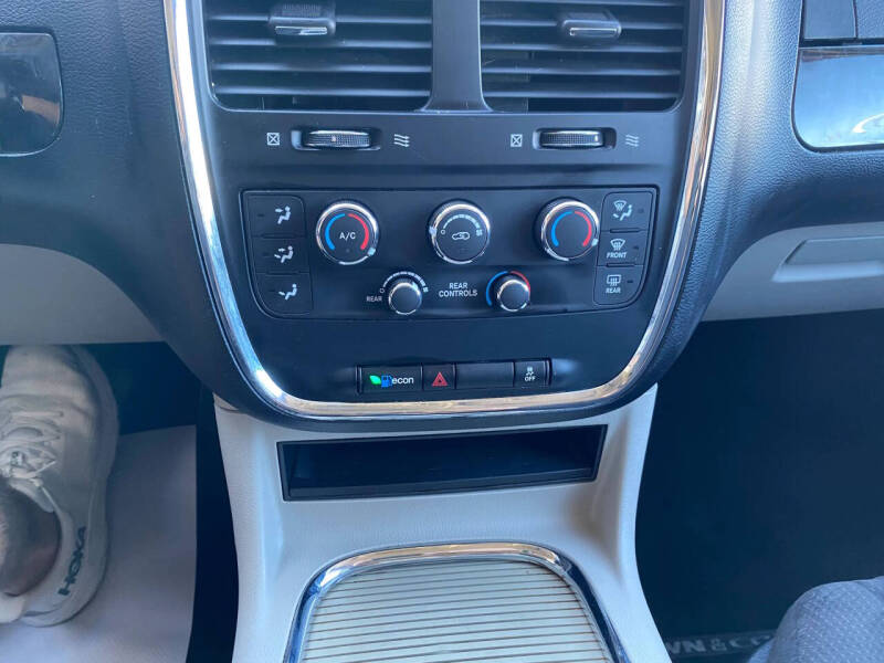 2012 Dodge Grand Caravan SXT