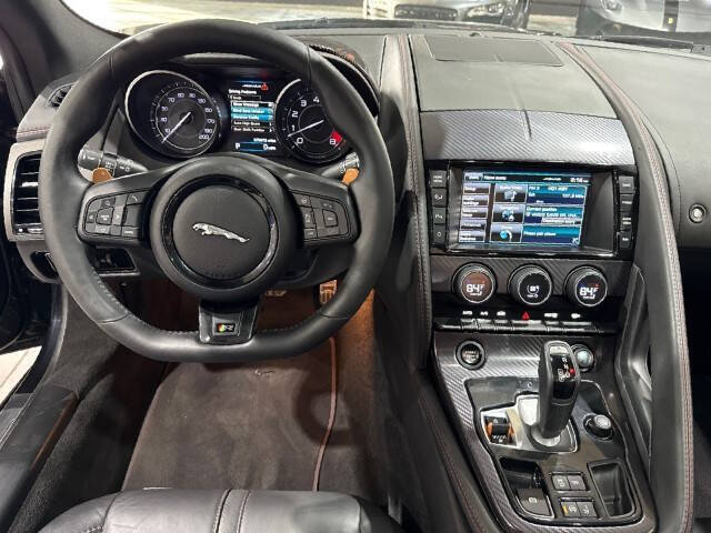 2015 Jaguar F-TYPE R