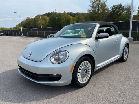 2014 Volkswagen Beetle Convertible for sale at Huntcor Auto in Cookeville TN