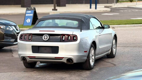 2013 Ford Mustang V6