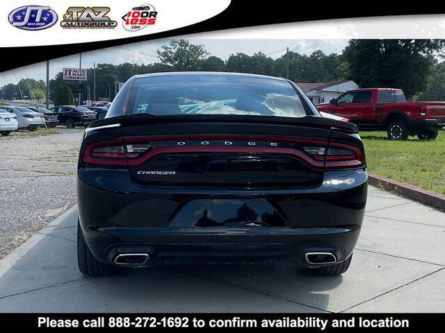 2017 Dodge Charger SE