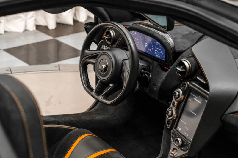 2019 McLaren 720S Performance