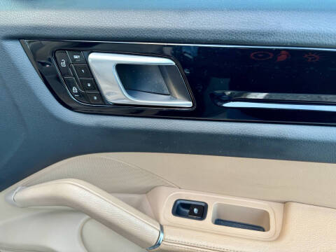 2019 Porsche Cayenne S