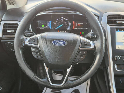 2018 Ford Fusion Hybrid SE