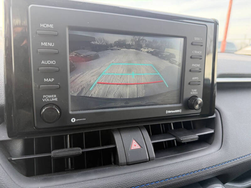 2022 Toyota RAV4 Hybrid SE